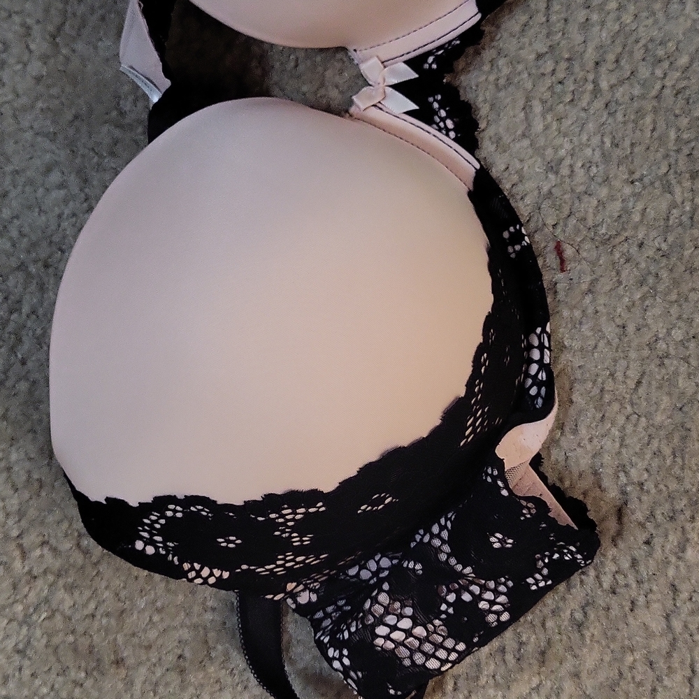 Torrid bra - Picture 2 of 3